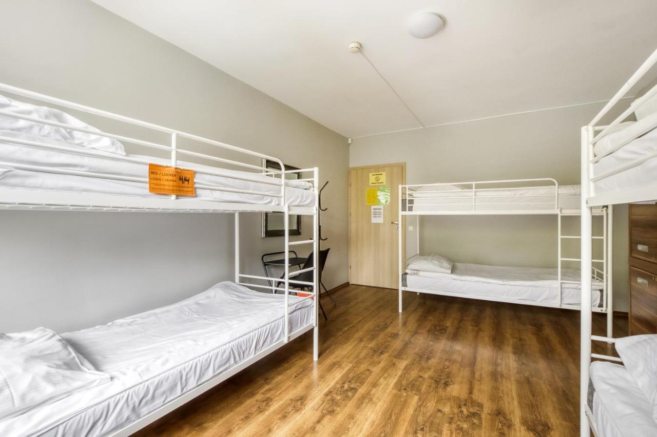 Hostel Krokodyl-Stara Praga Варшава Экстерьер фото