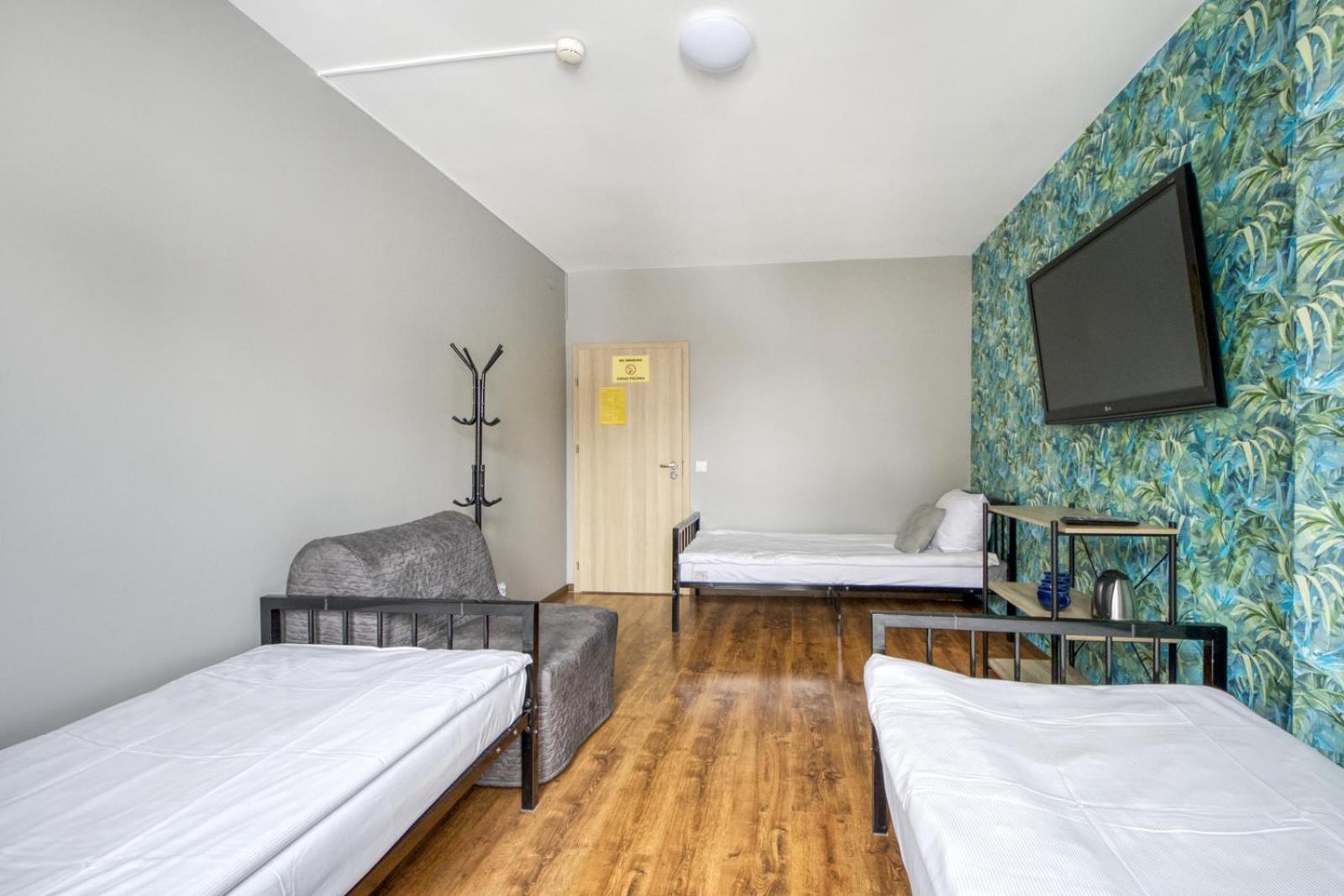 Hostel Krokodyl-Stara Praga Варшава Экстерьер фото