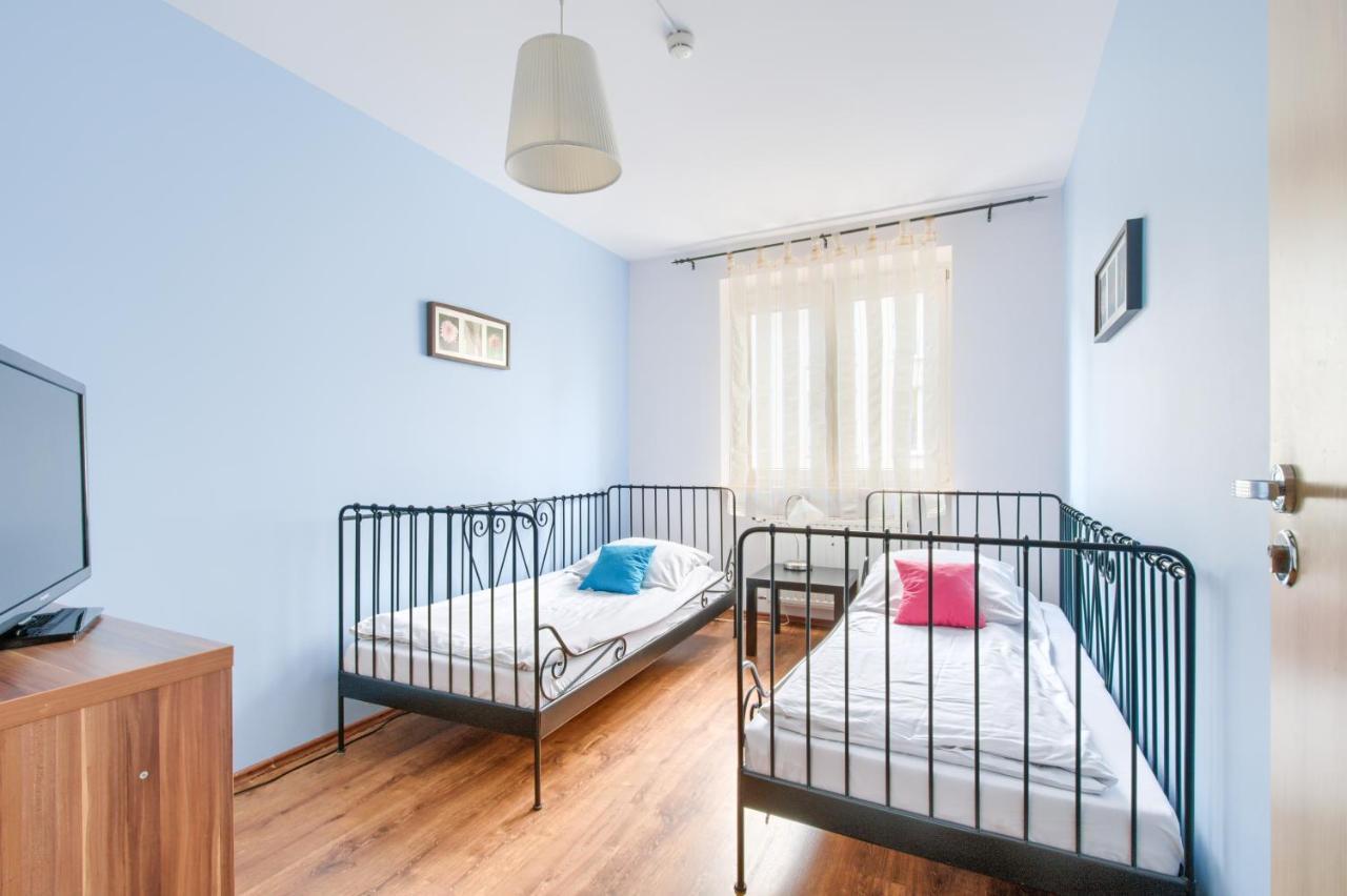 Hostel Krokodyl-Stara Praga Варшава Экстерьер фото