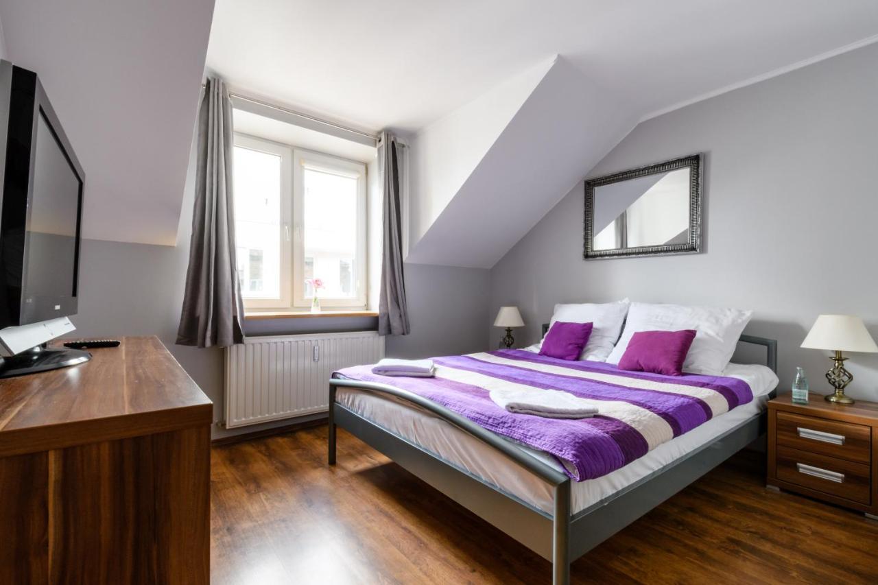 Hostel Krokodyl-Stara Praga Варшава Экстерьер фото